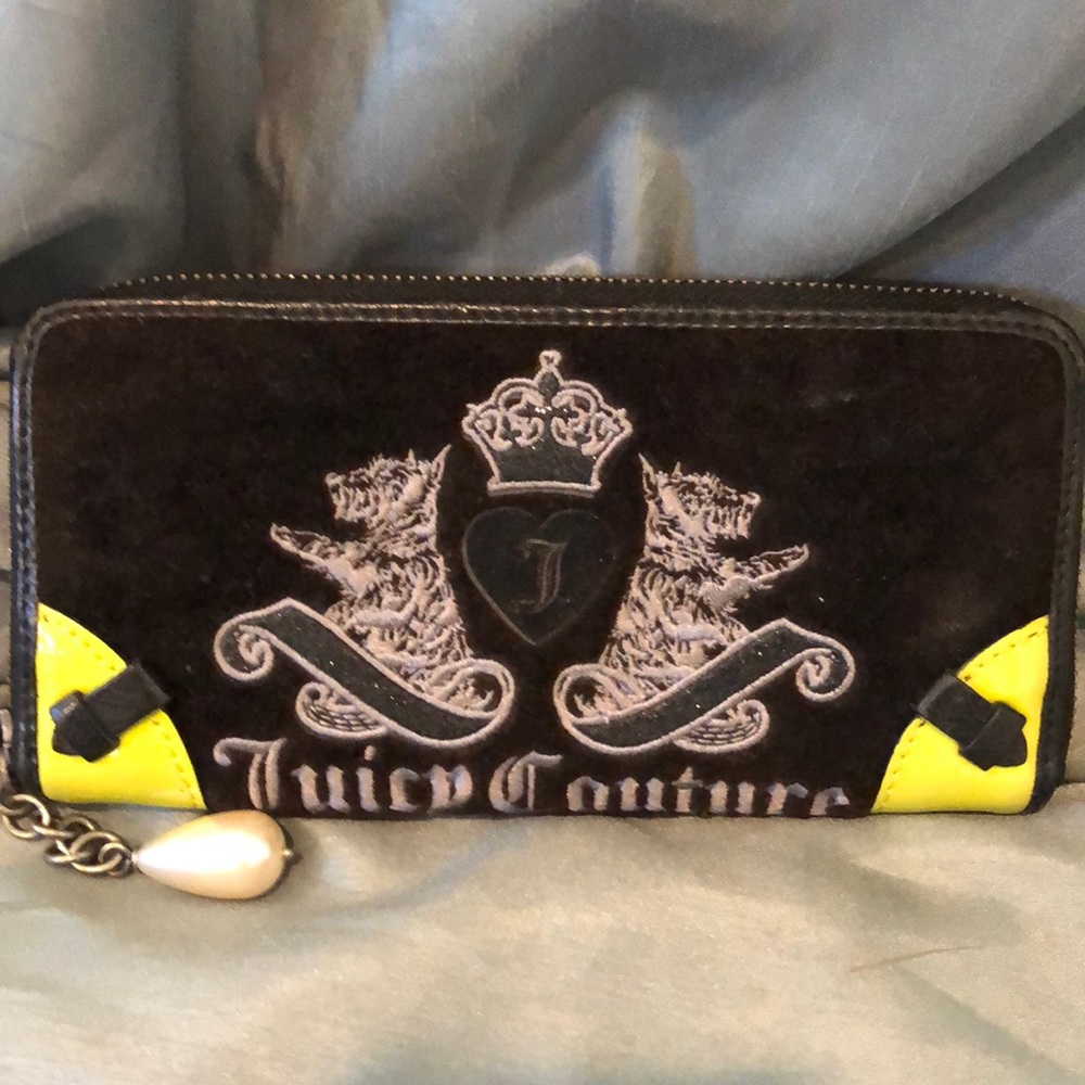 Juicy Couture wallet/ clutch